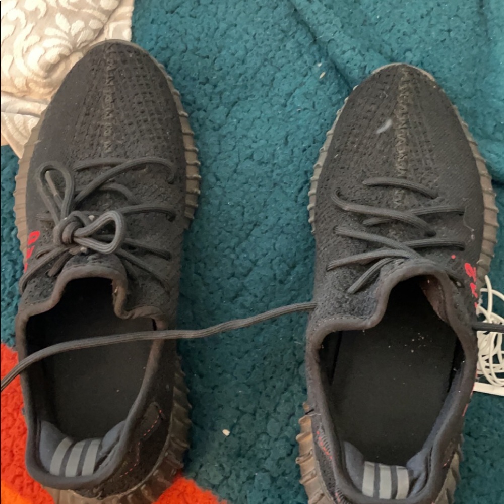 yeezy 350 bred
